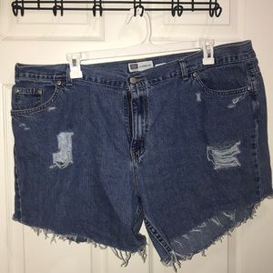Distressed shorts